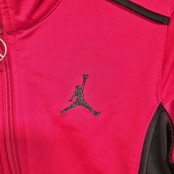 Jordan Pink And Black Girls Jacket - Picture 3 of 5